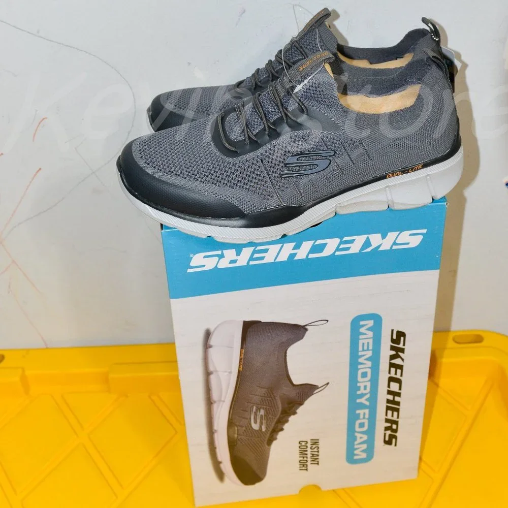 Grey Skechers men‎ Athletic shoes